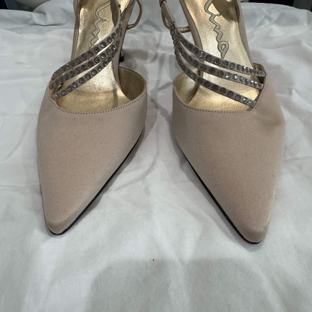 Elegant Cream Slingback Heels